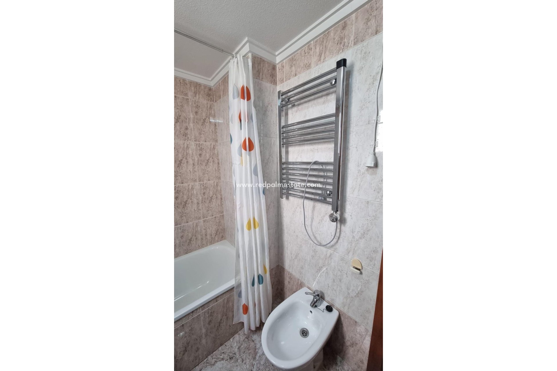Resale - Apartment -
Torrevieja - El Acequión - Los Náufragos