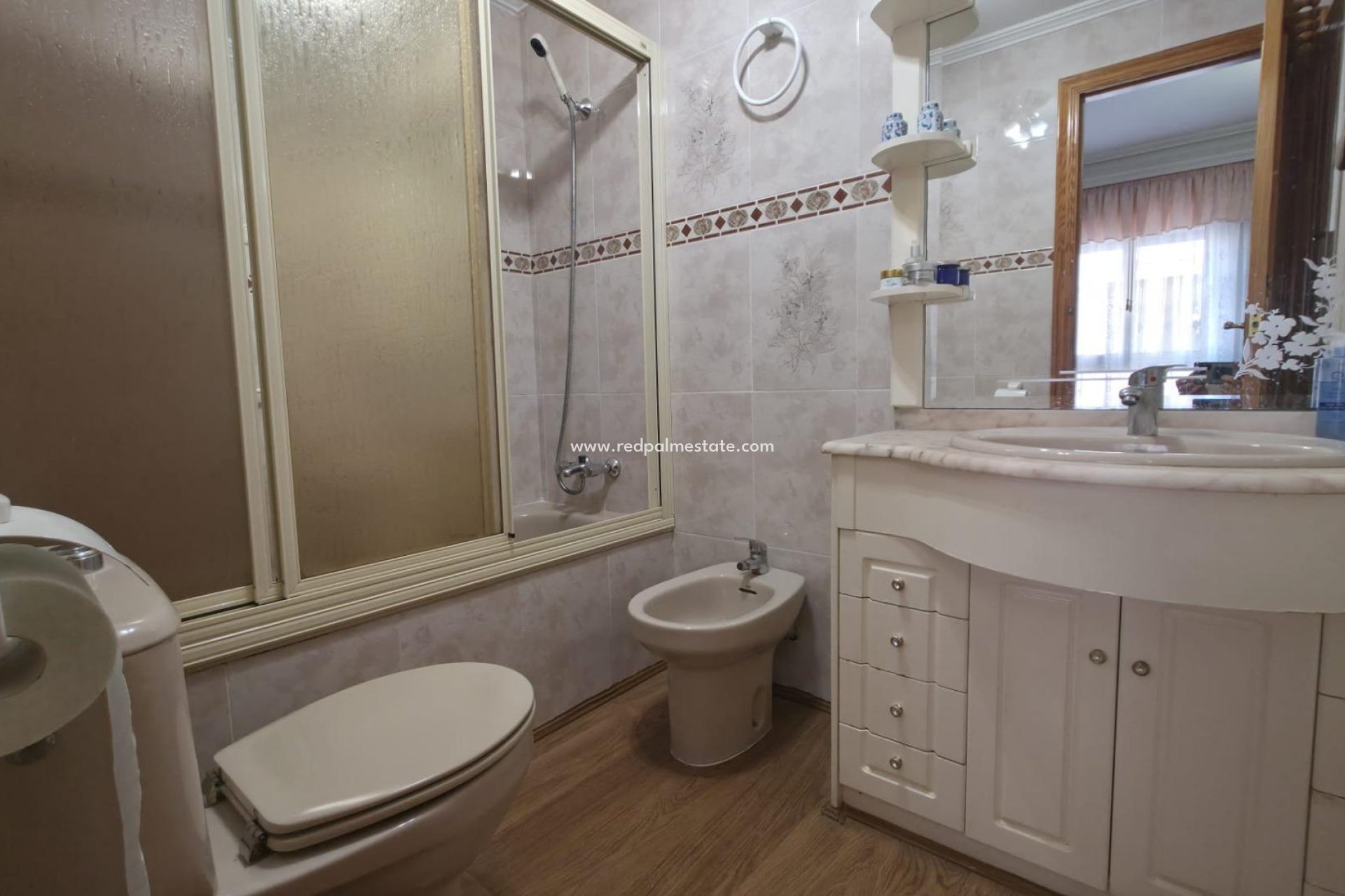 Resale - Apartment -
Torrevieja - El Acequión - Los Náufragos