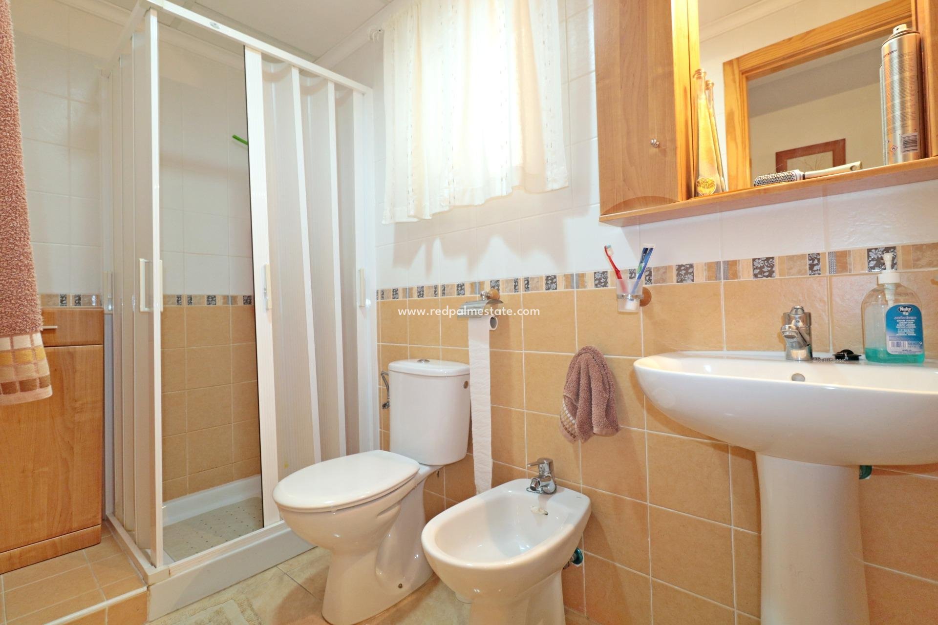 Resale - Apartment -
Torrevieja - El Acequión - Los Náufragos