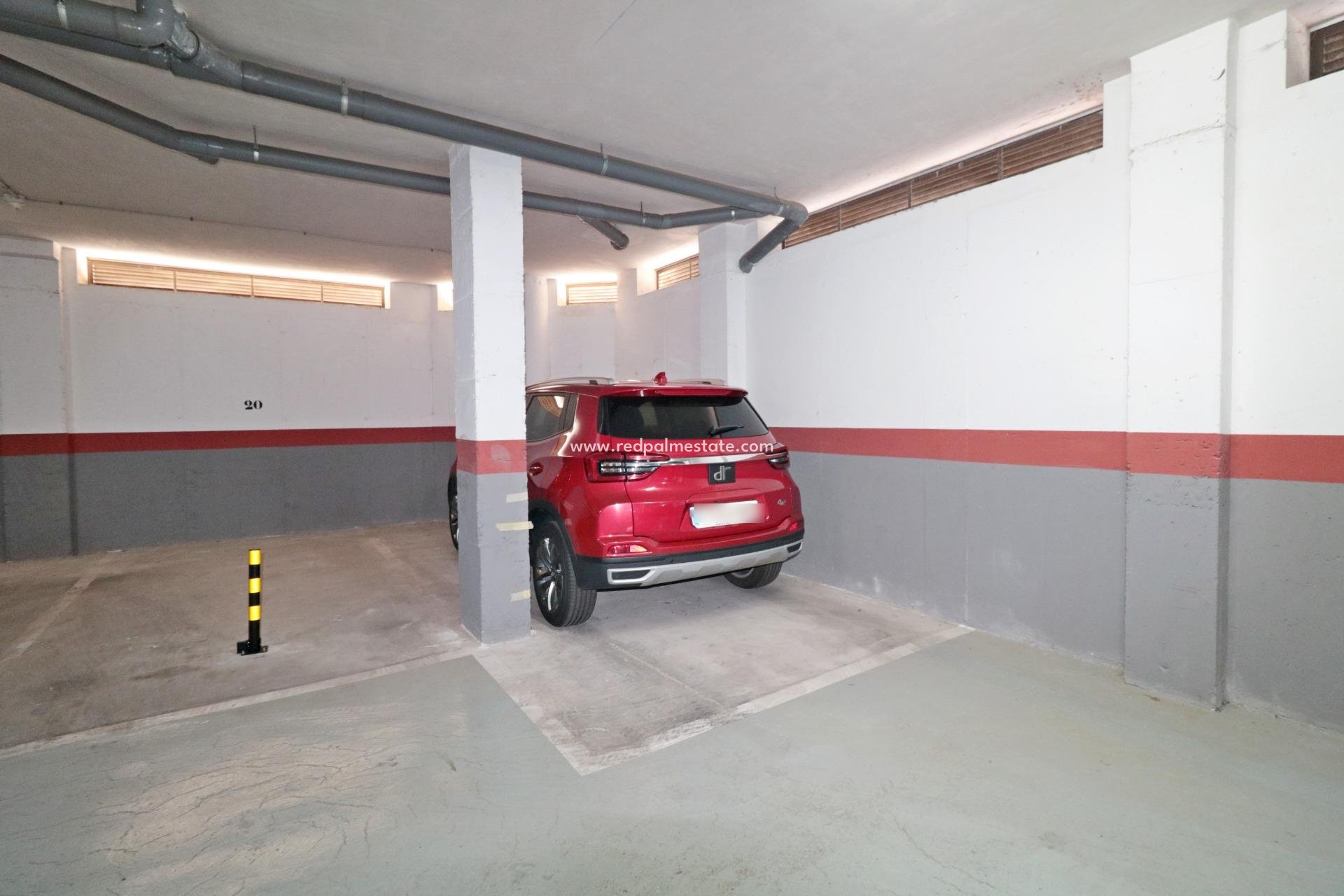 Resale - Apartment -
Torrevieja - El Acequión - Los Náufragos