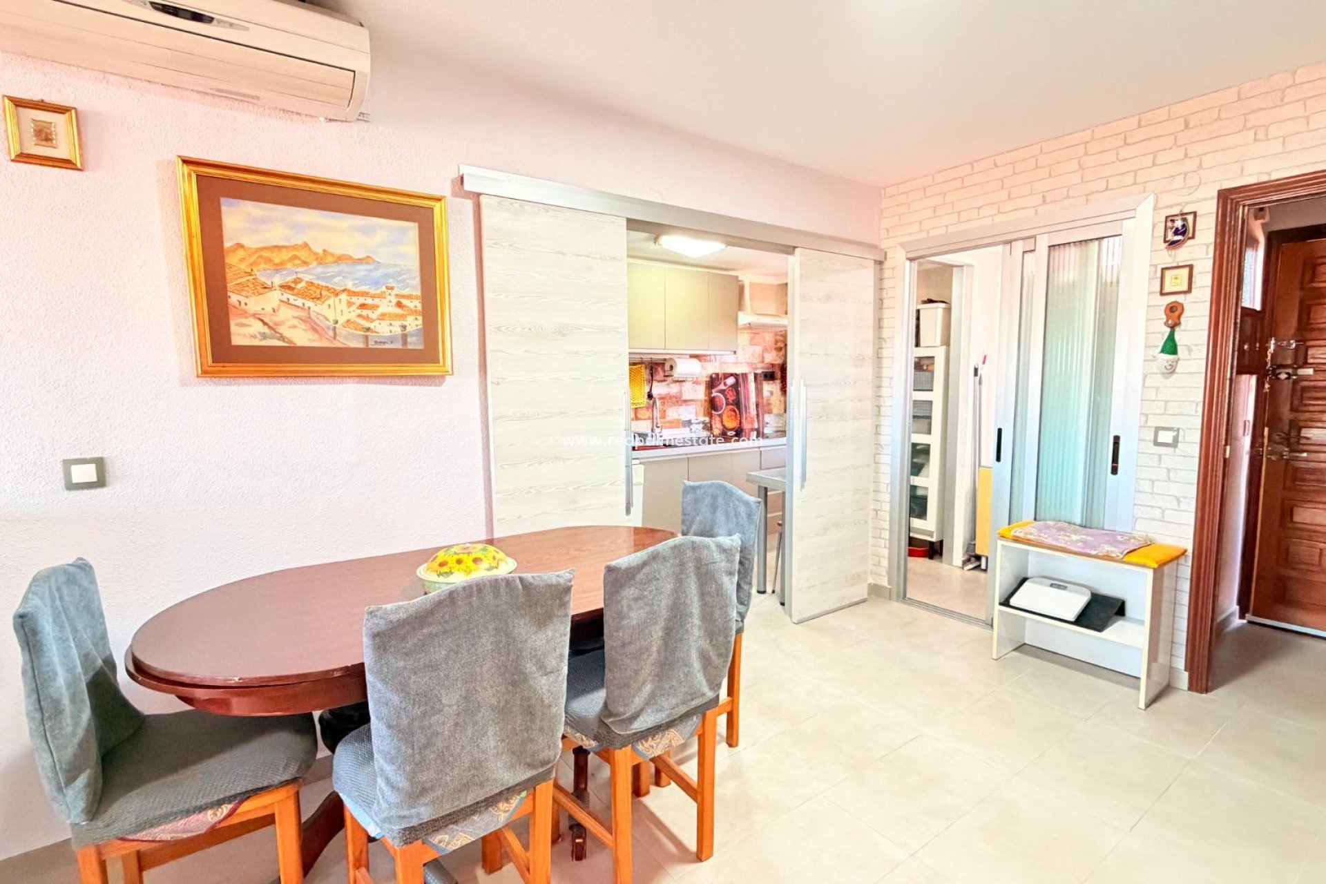 Resale - Apartment -
Torrevieja - El Acequión - Los Náufragos