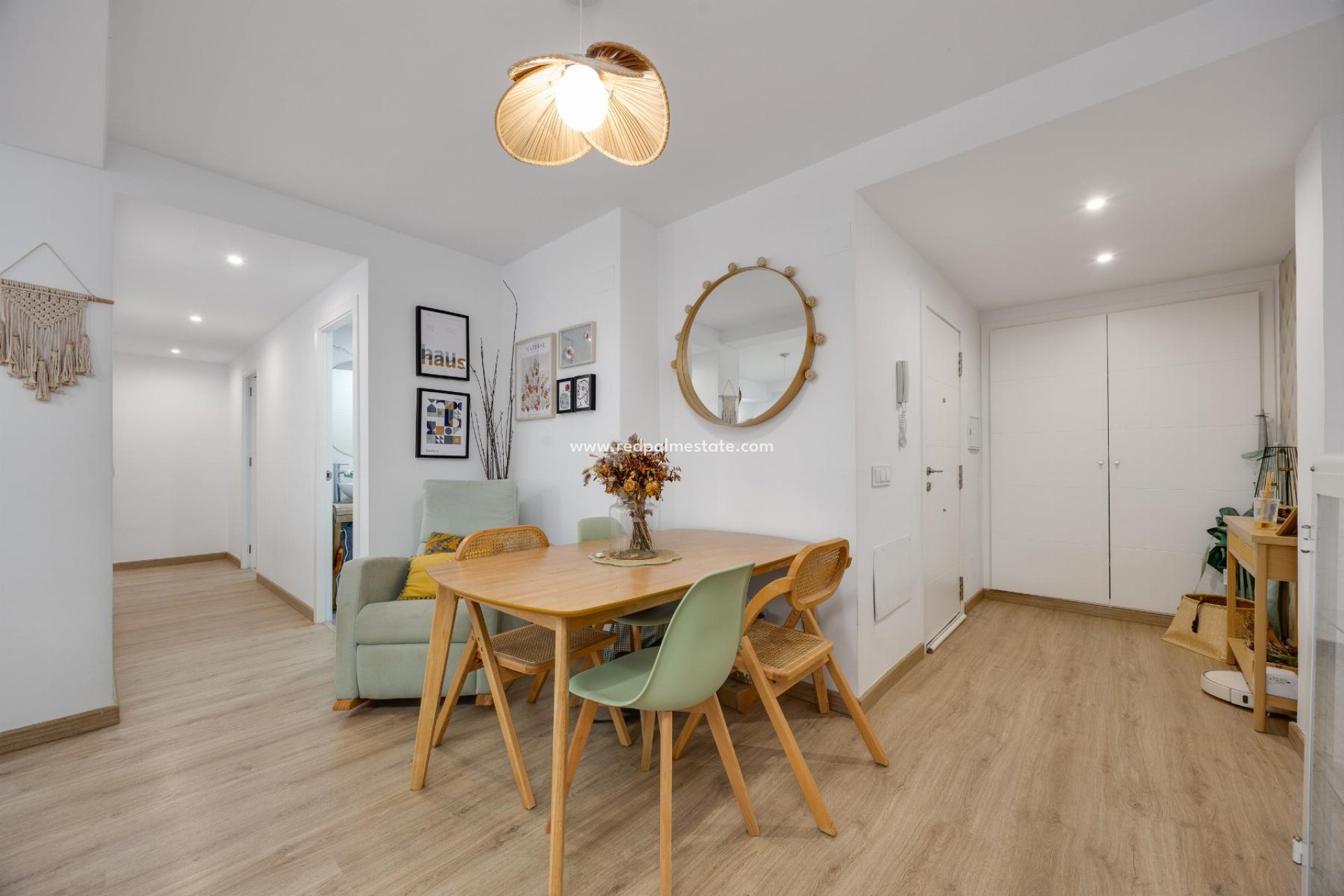 Resale - Apartment -
Torrevieja - El Acequión - Los Náufragos