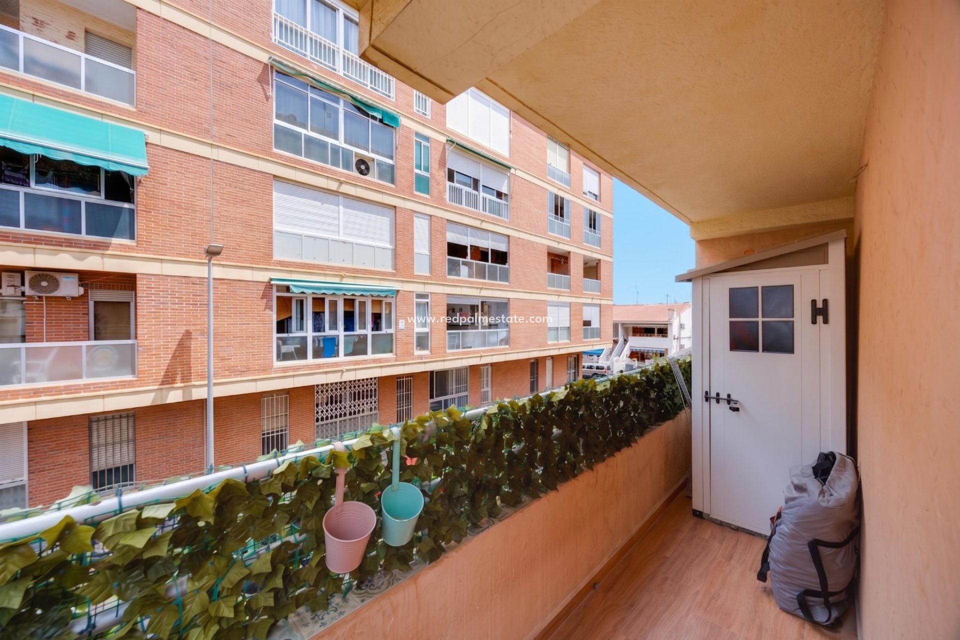Resale - Apartment -
Torrevieja - El Acequión - Los Náufragos