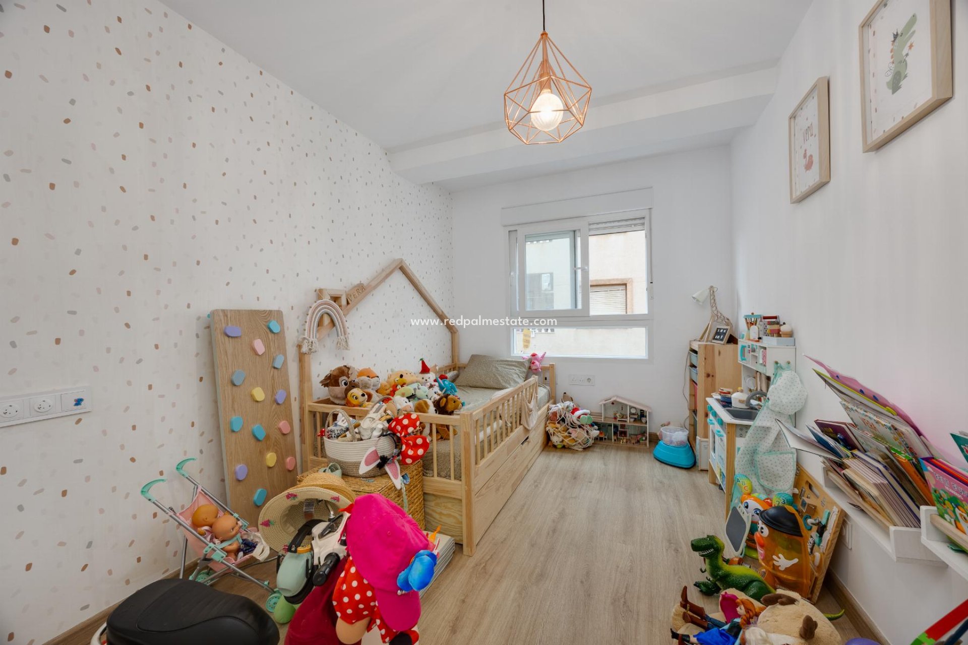 Resale - Apartment -
Torrevieja - El Acequión - Los Náufragos