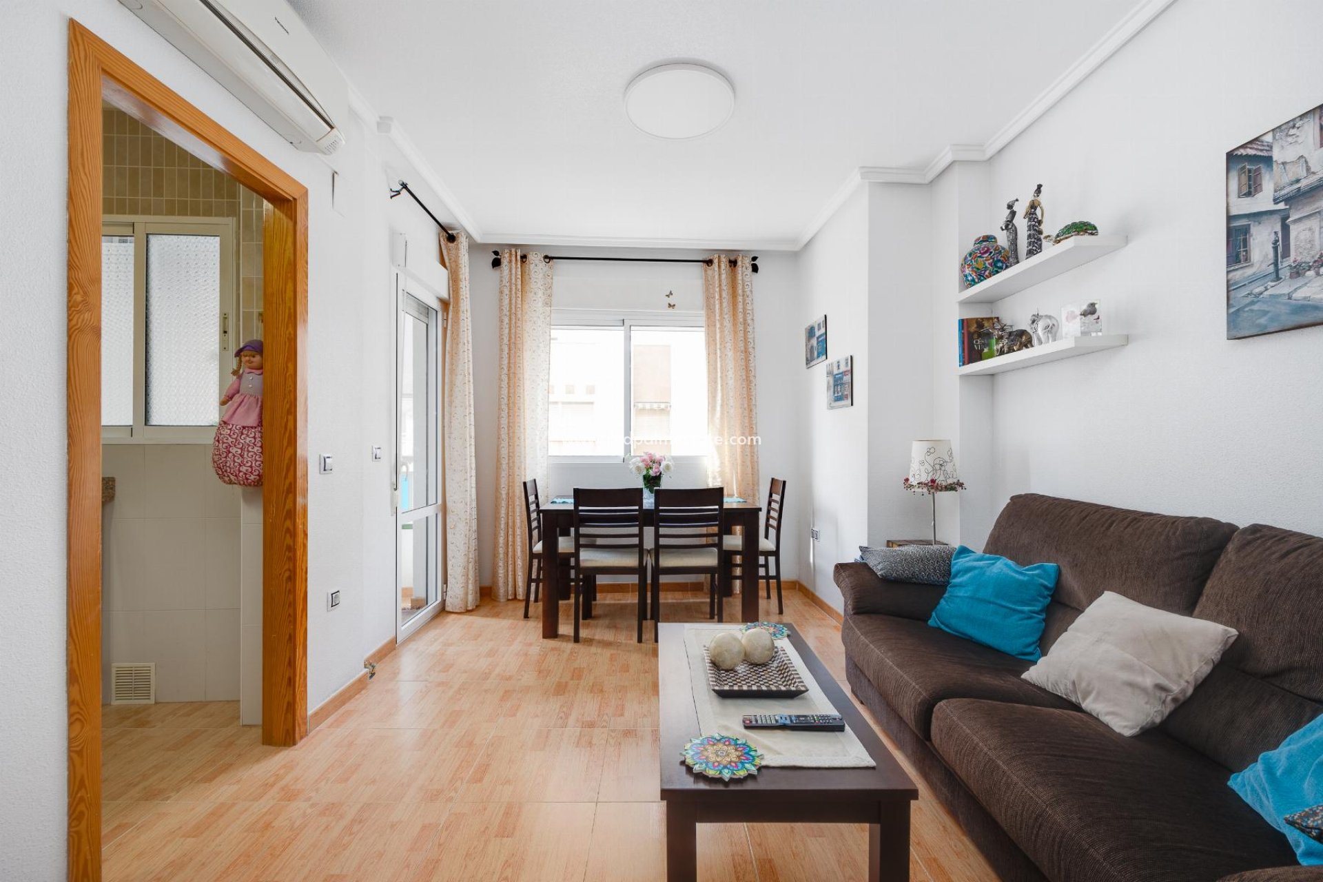 Resale - Apartment -
Torrevieja - El Acequión - Los Náufragos