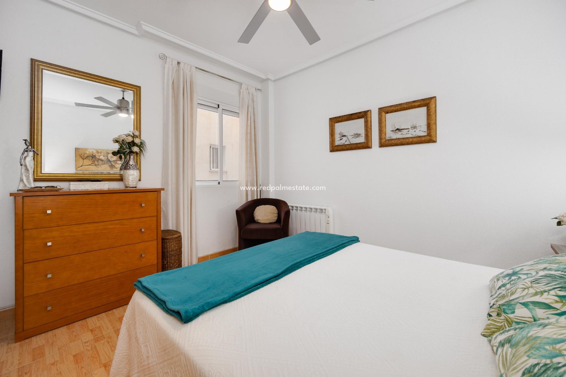Resale - Apartment -
Torrevieja - El Acequión - Los Náufragos