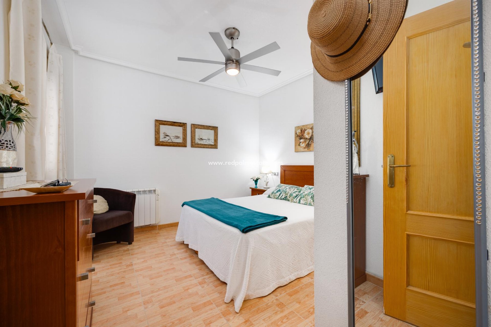 Resale - Apartment -
Torrevieja - El Acequión - Los Náufragos