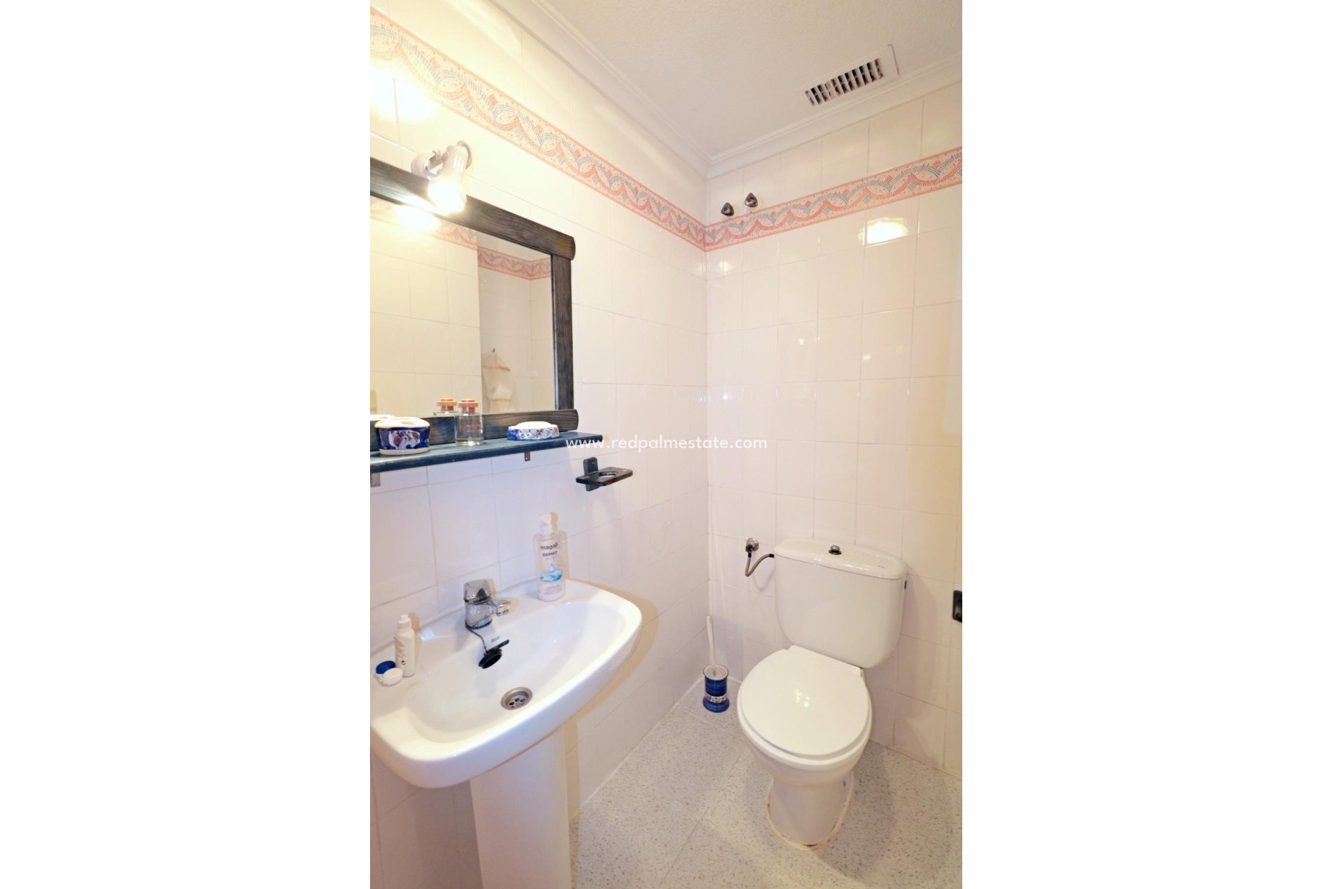 Resale - Apartment -
Torrevieja - El Acequión - Los Náufragos
