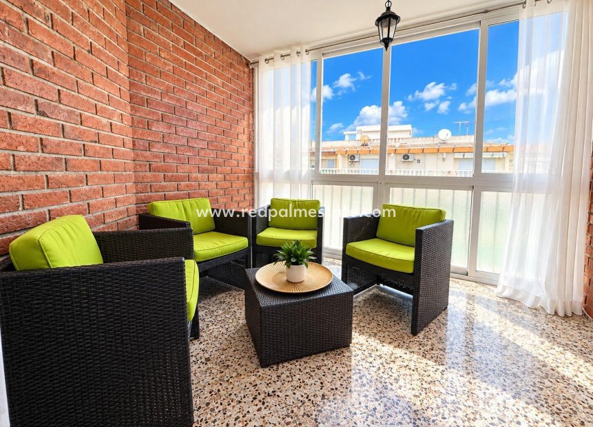 Resale - Apartment -
Torrevieja - El Acequión - Los Náufragos
