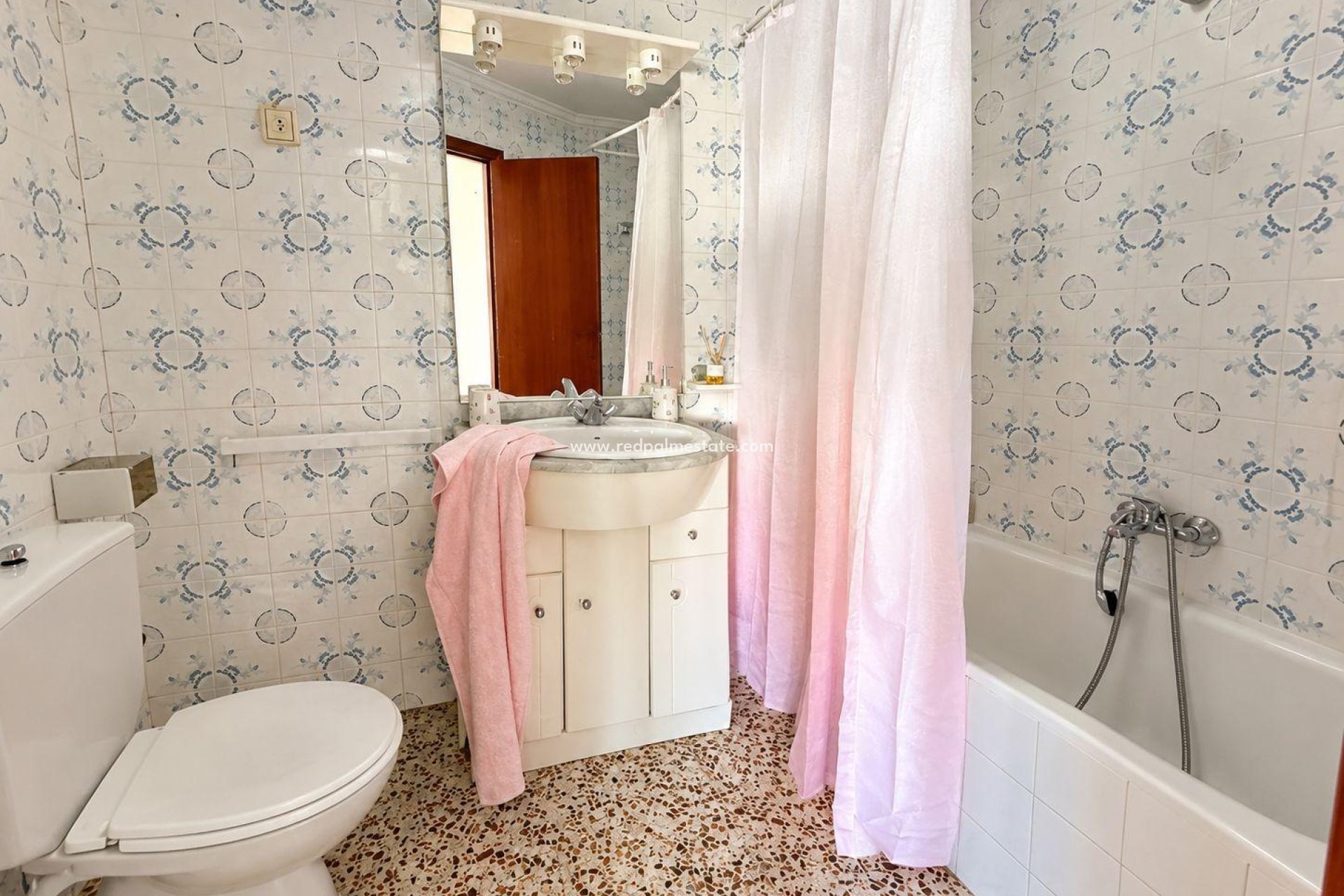 Resale - Apartment -
Torrevieja - El Acequión - Los Náufragos