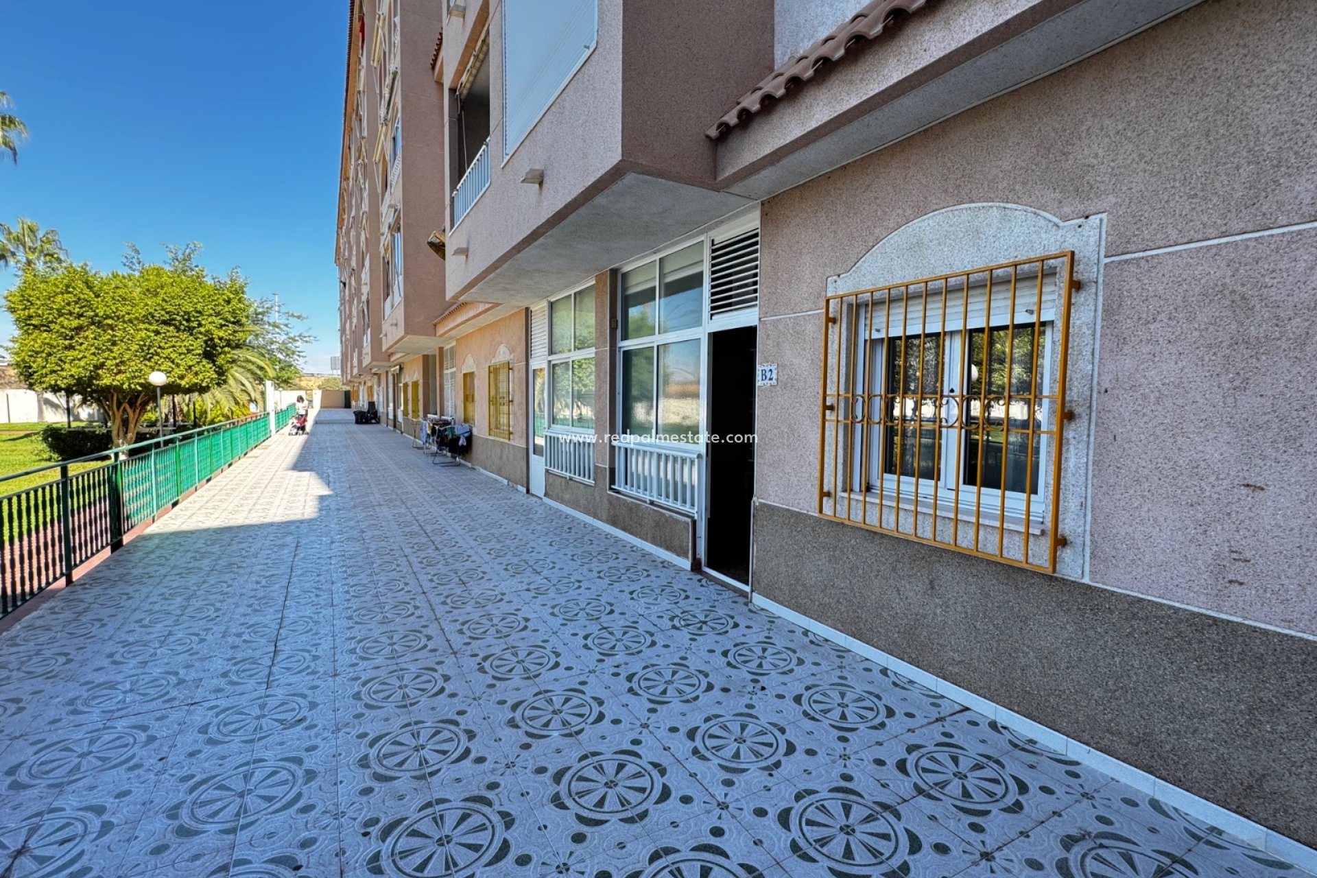 Resale - Apartment -
Torrevieja - El Acequión - Los Náufragos