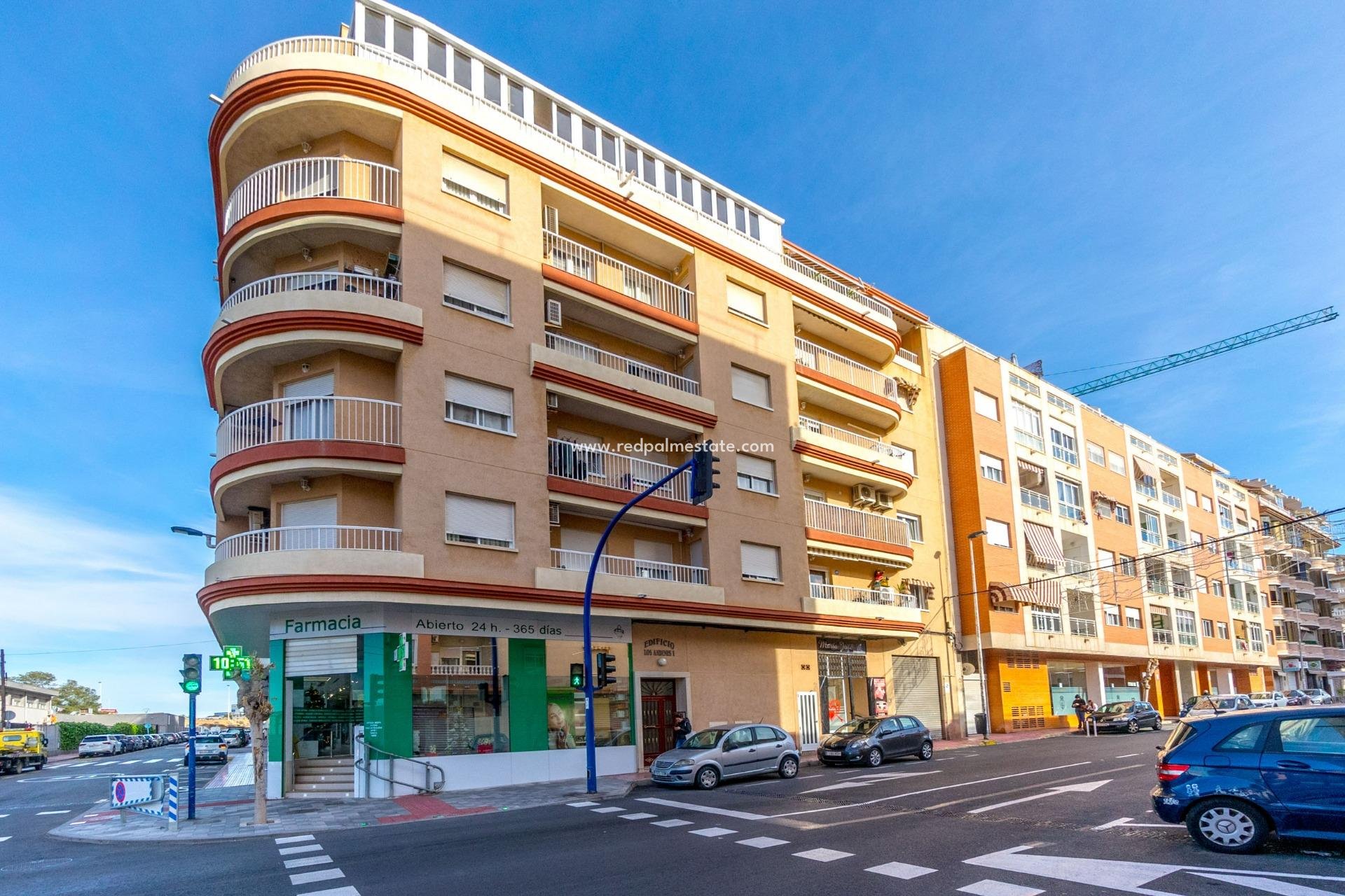 Resale - Apartment -
Torrevieja - El Acequión - Los Náufragos