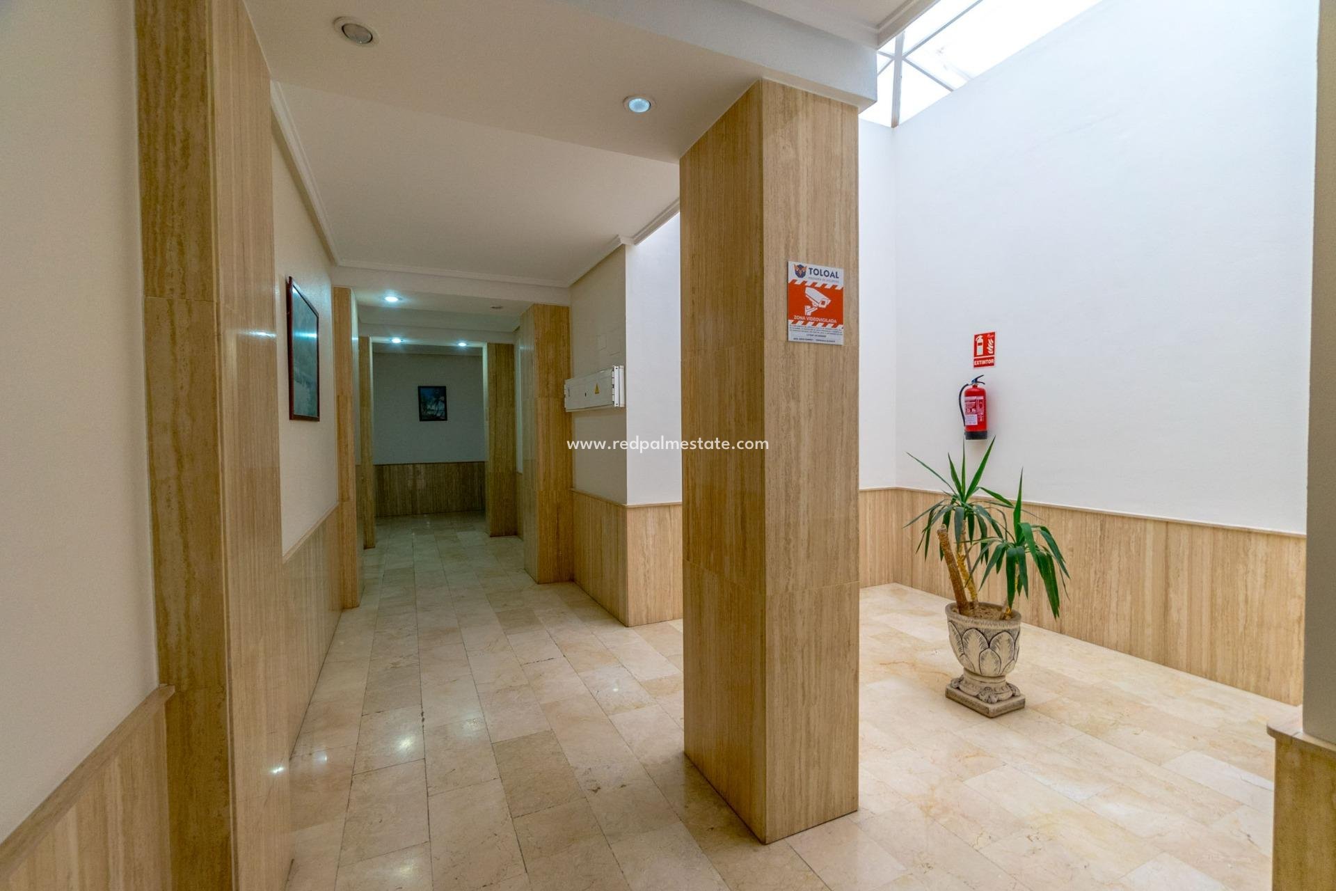 Resale - Apartment -
Torrevieja - El Acequión - Los Náufragos