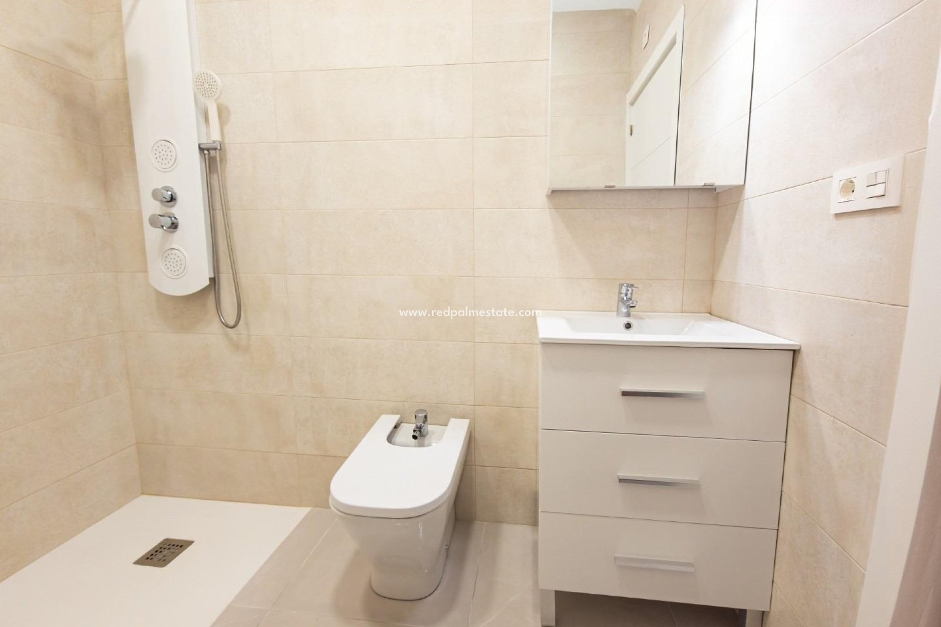 Resale - Apartment -
Torrevieja - El Acequión - Los Náufragos