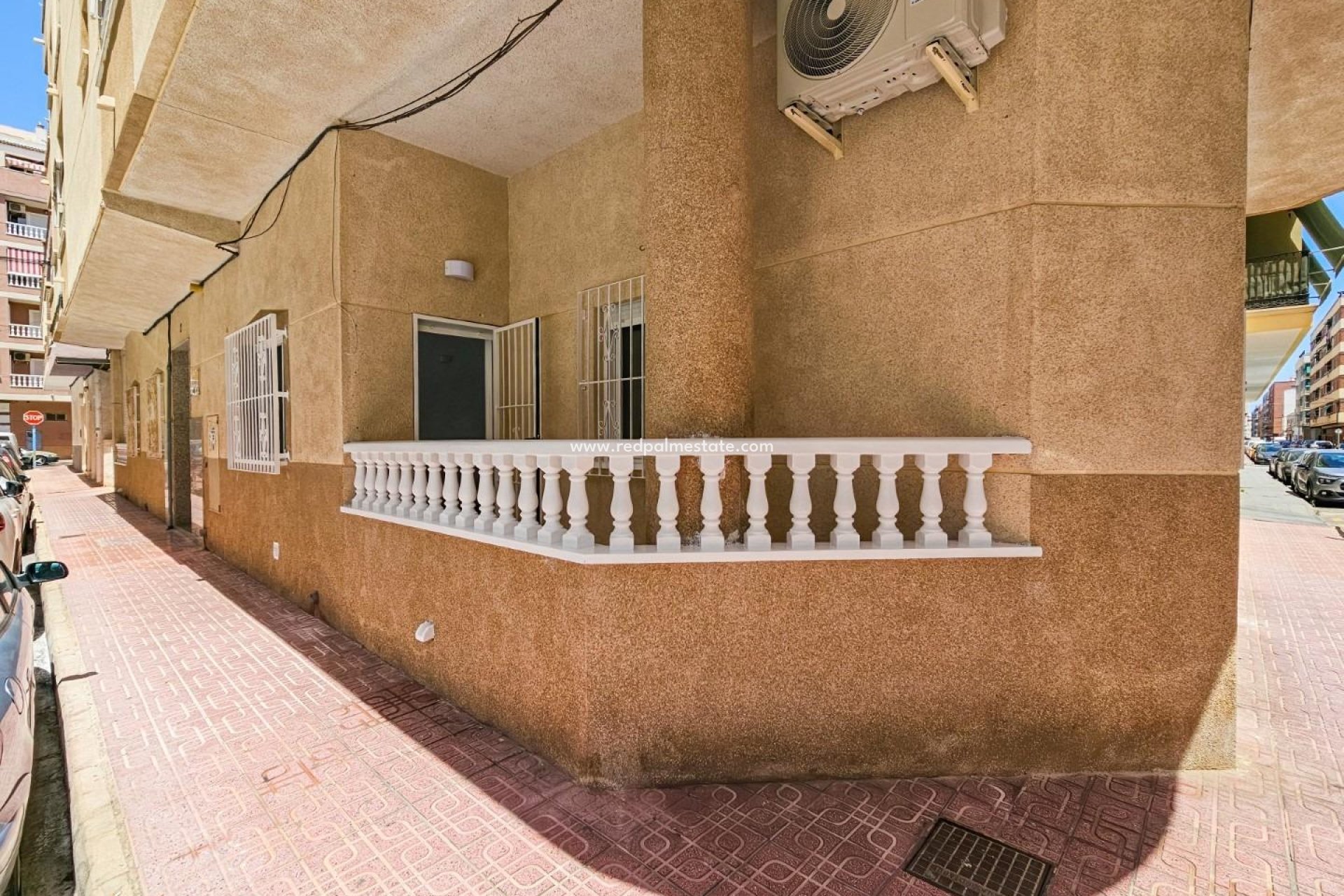 Resale - Apartment -
Torrevieja - El Acequión - Los Náufragos