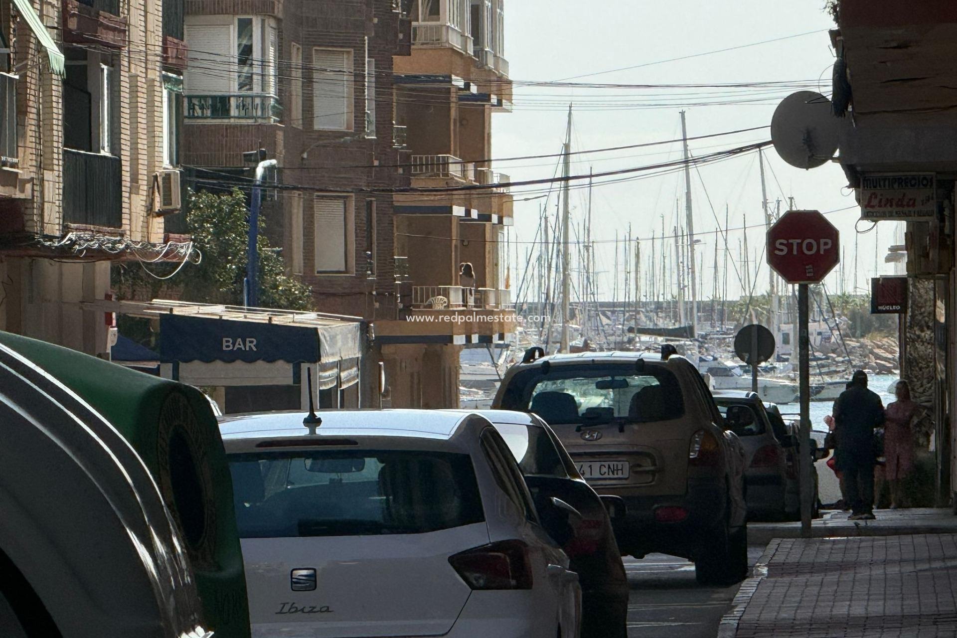 Resale - Apartment -
Torrevieja - El Acequión - Los Náufragos