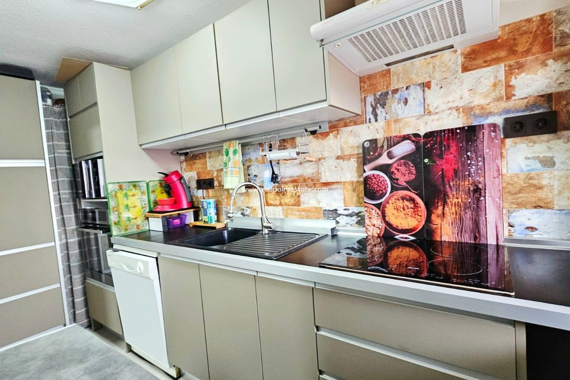 Resale - Apartment -
Torrevieja - El Acequión - Los Náufragos