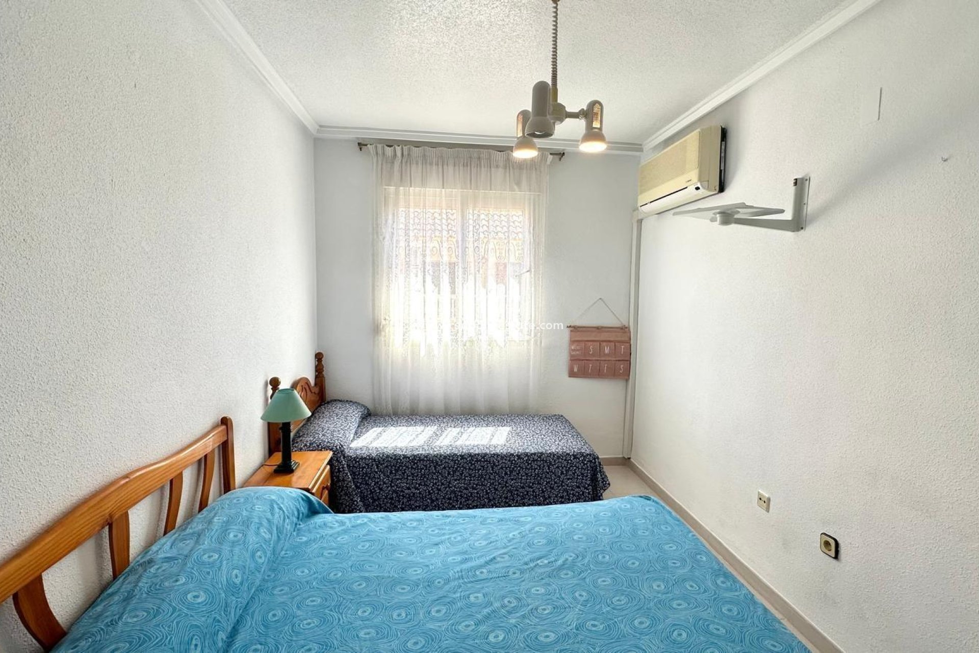 Resale - Apartment -
Torrevieja - El Acequión - Los Náufragos