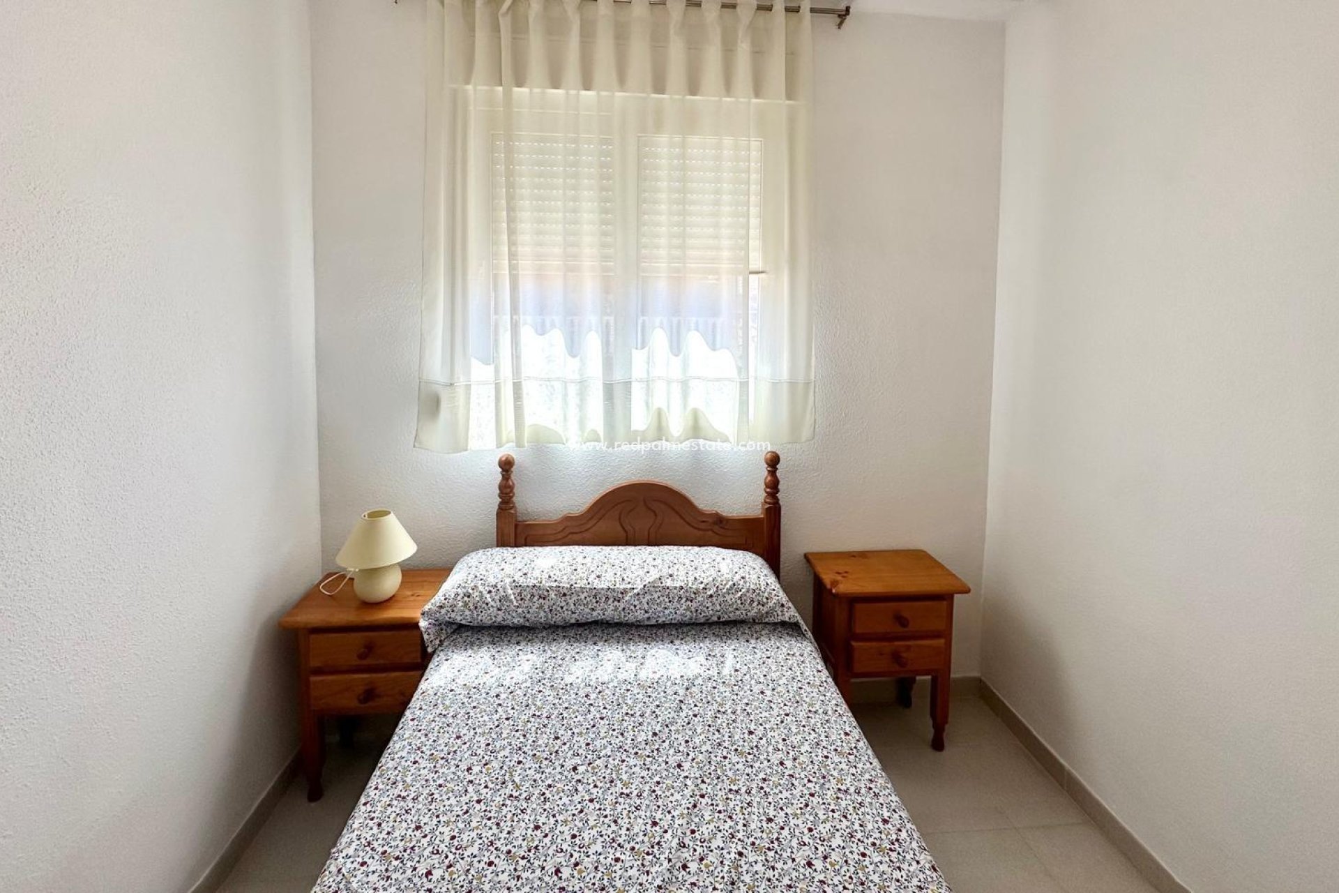 Resale - Apartment -
Torrevieja - El Acequión - Los Náufragos