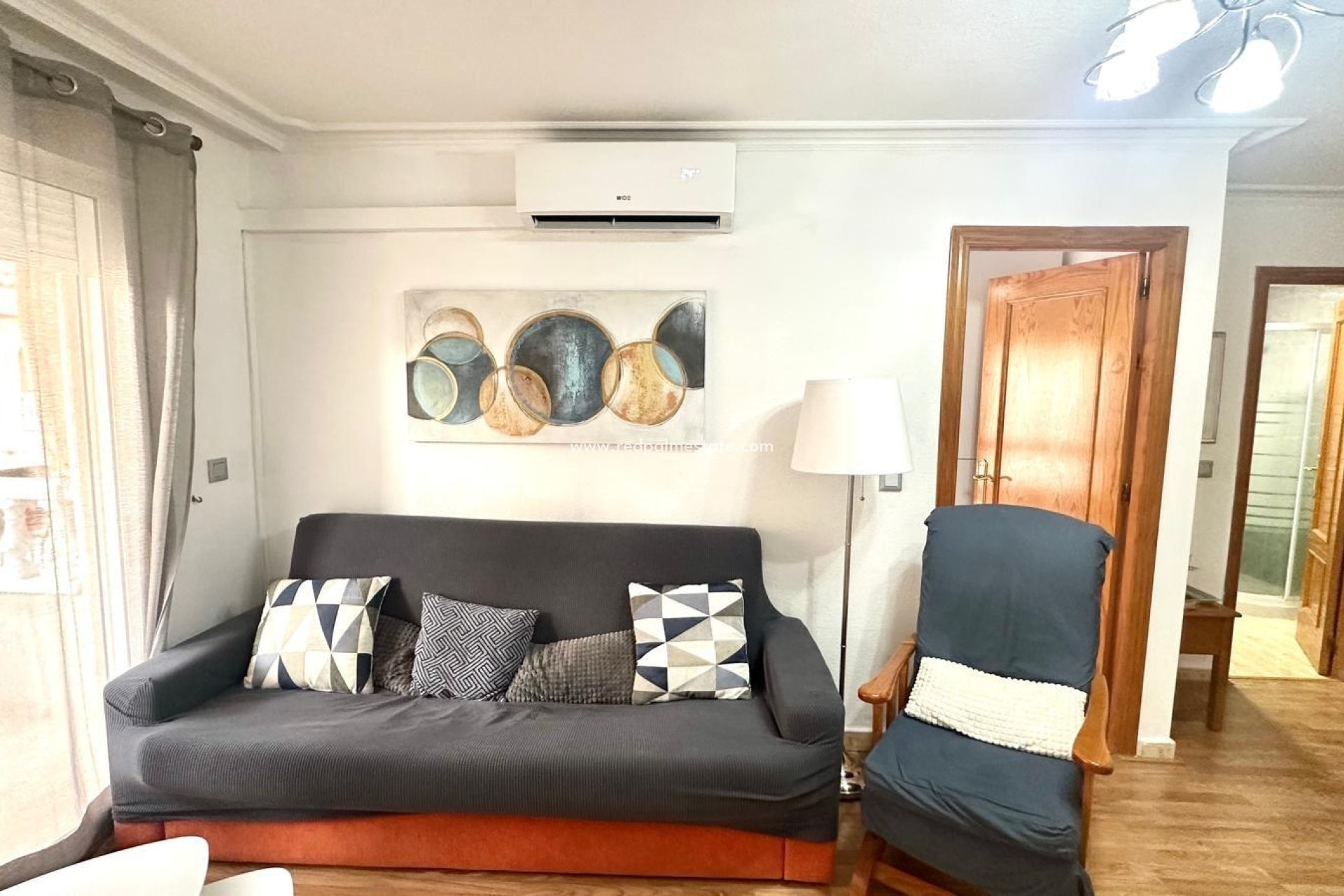 Resale - Apartment -
Torrevieja - El Acequión - Los Náufragos