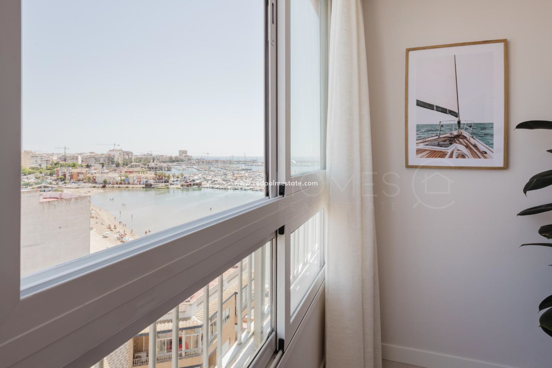 Resale - Apartment -
Torrevieja - El Acequión - Los Náufragos