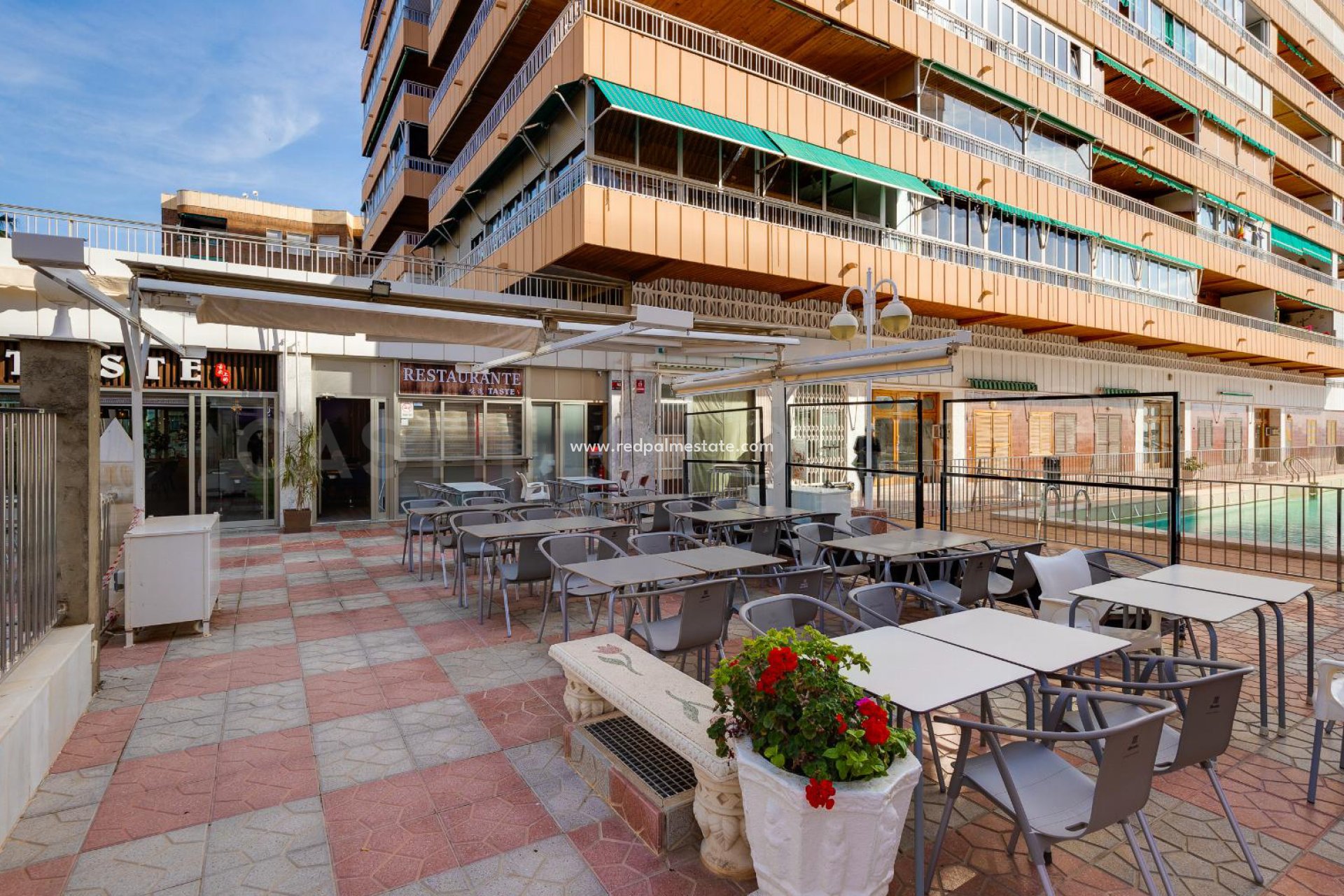 Resale - Apartment -
Torrevieja - El Acequión - Los Náufragos