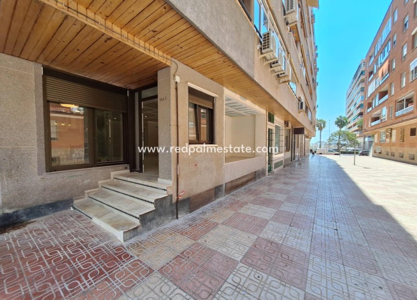Resale - Apartment -
Torrevieja - El Acequión - Los Náufragos