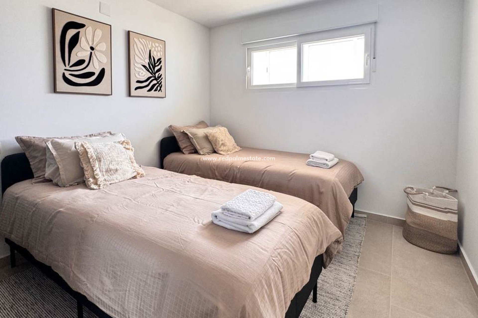 Resale - Apartment -
Torrevieja - El Acequión - Los Náufragos