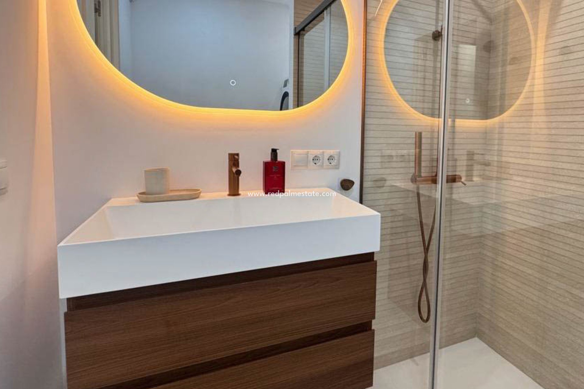 Resale - Apartment -
Torrevieja - El Acequión - Los Náufragos