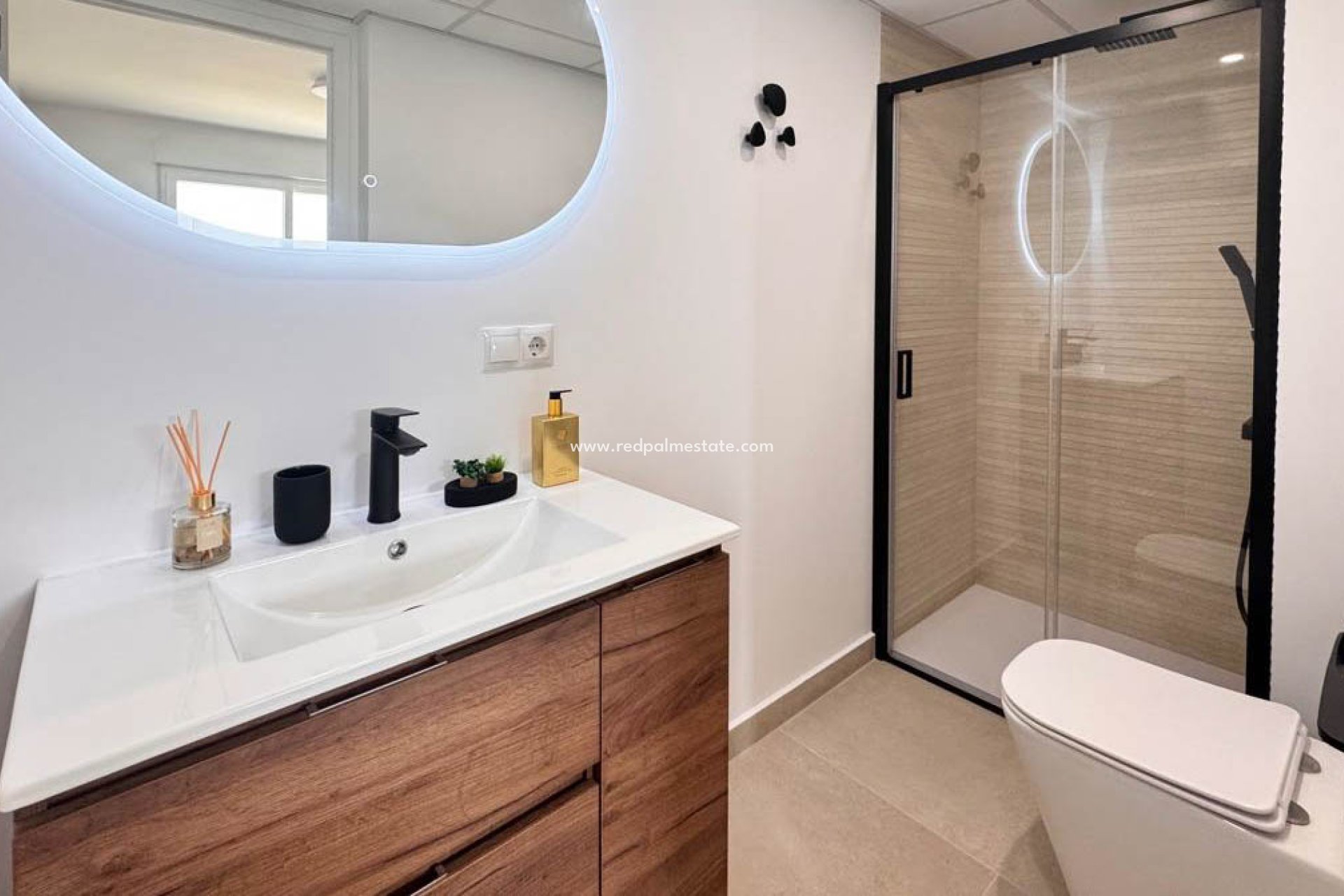 Resale - Apartment -
Torrevieja - El Acequión - Los Náufragos