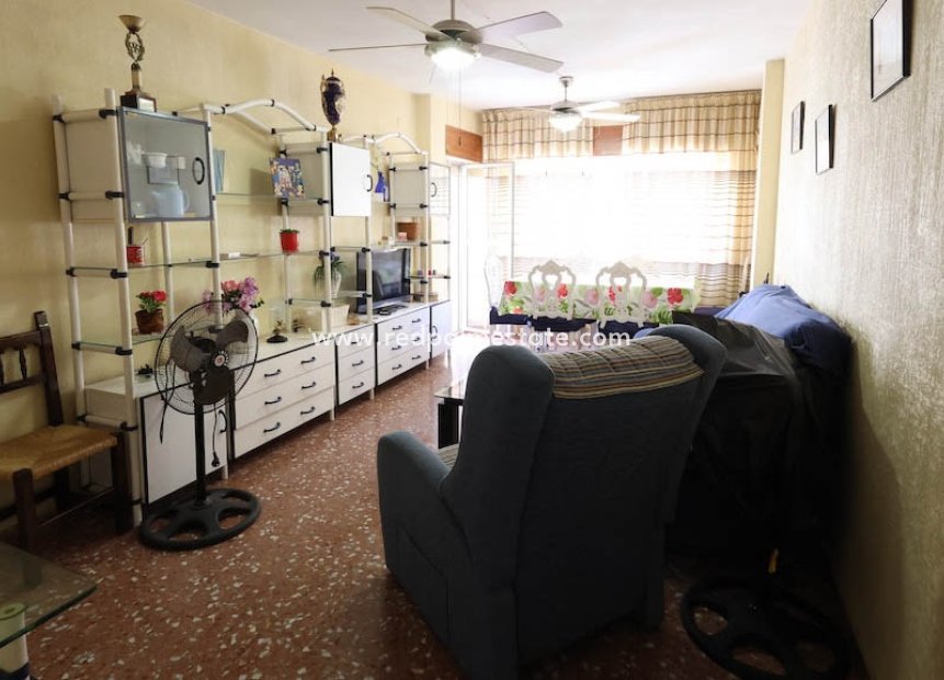 Resale - Apartment -
Torrevieja - El Acequión - Los Náufragos