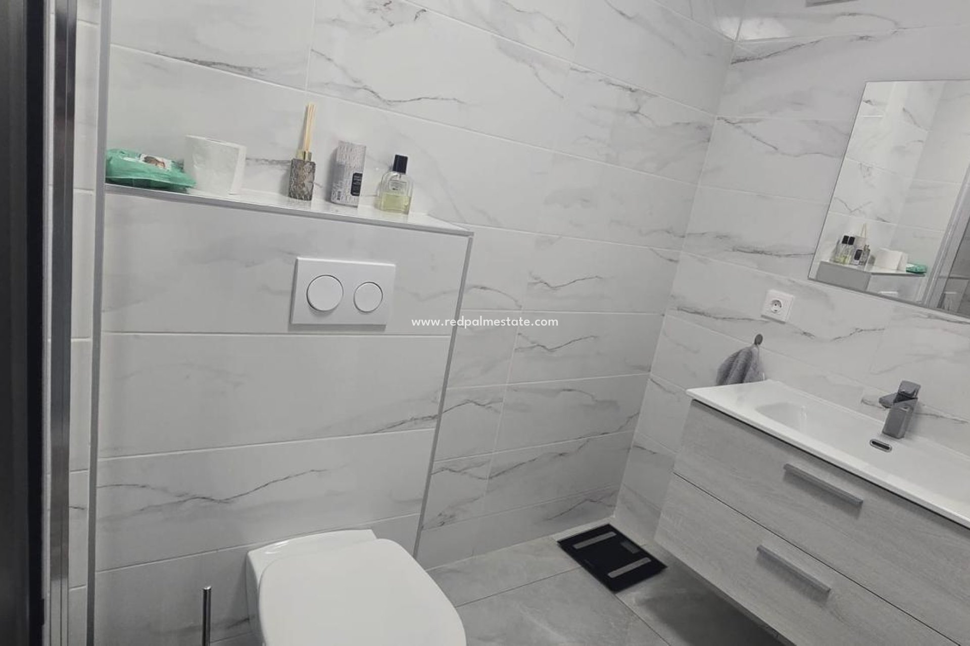 Resale - Apartment -
Torrevieja - El Acequión - Los Náufragos