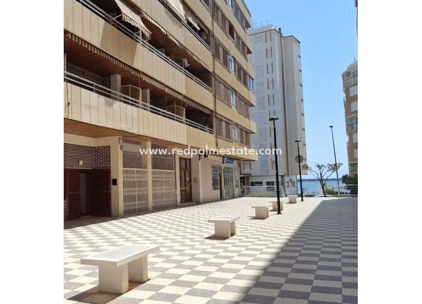 Resale - Apartment -
Torrevieja - El Acequión - Los Náufragos
