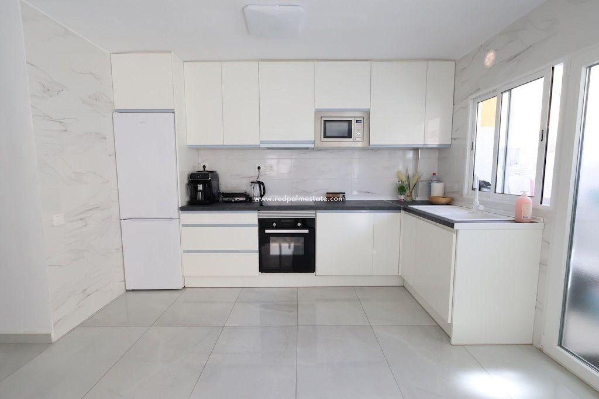 Resale - Apartment -
Torrevieja - El Acequión - Los Náufragos