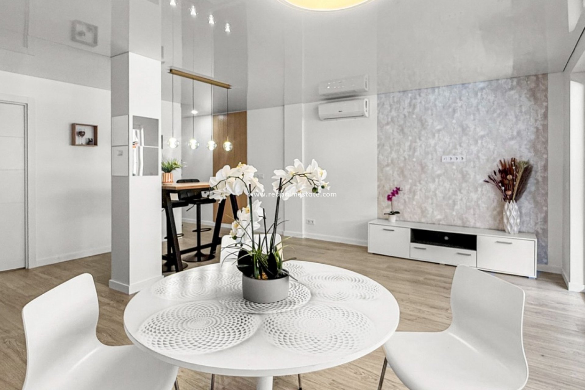 Resale - Apartment -
Torrevieja - El Acequión - Los Náufragos