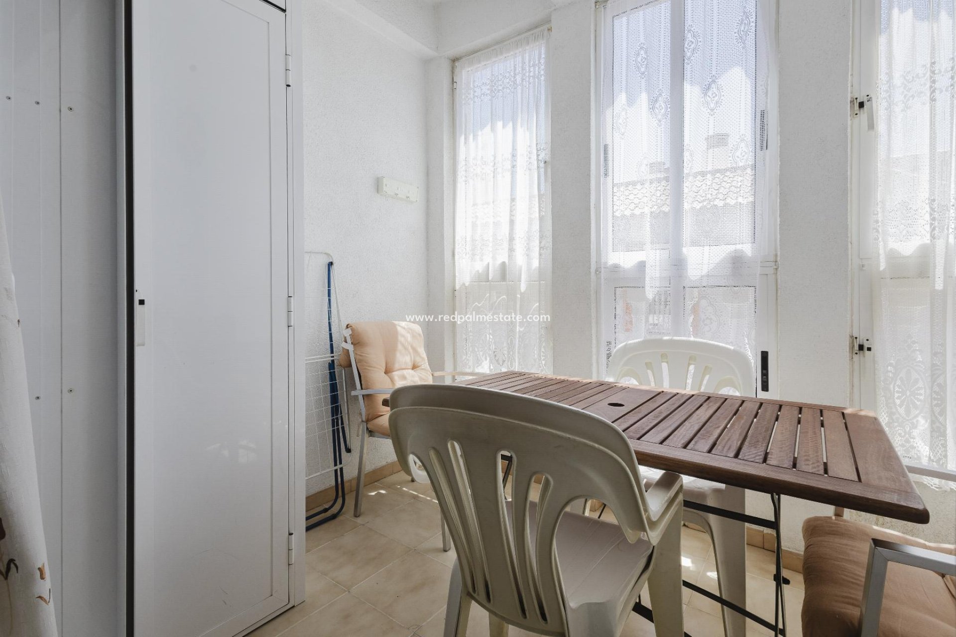 Resale - Apartment -
Torrevieja - El Acequión - Los Náufragos