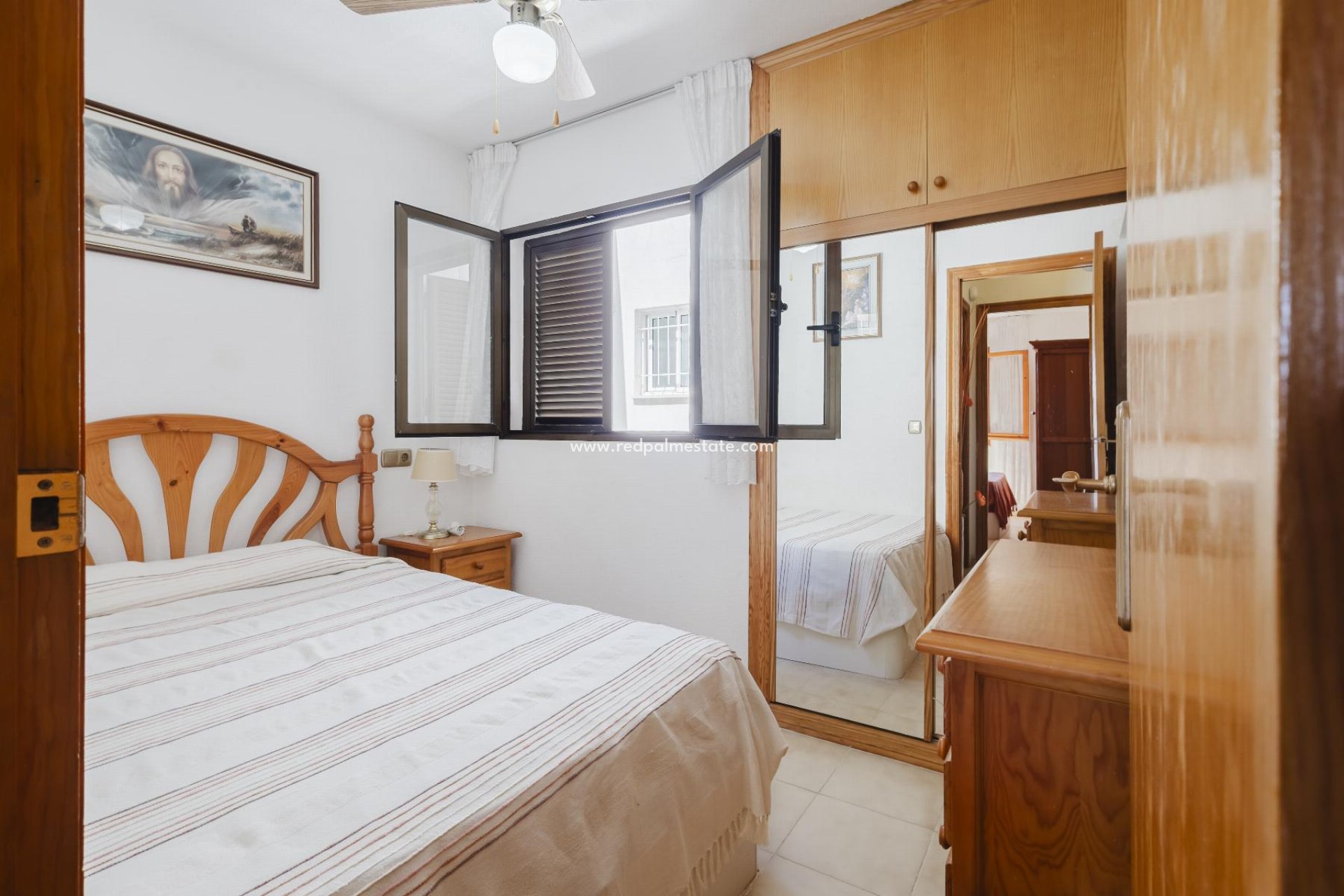 Resale - Apartment -
Torrevieja - El Acequión - Los Náufragos