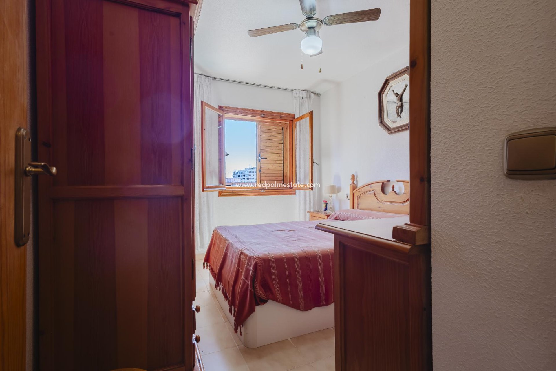 Resale - Apartment -
Torrevieja - El Acequión - Los Náufragos