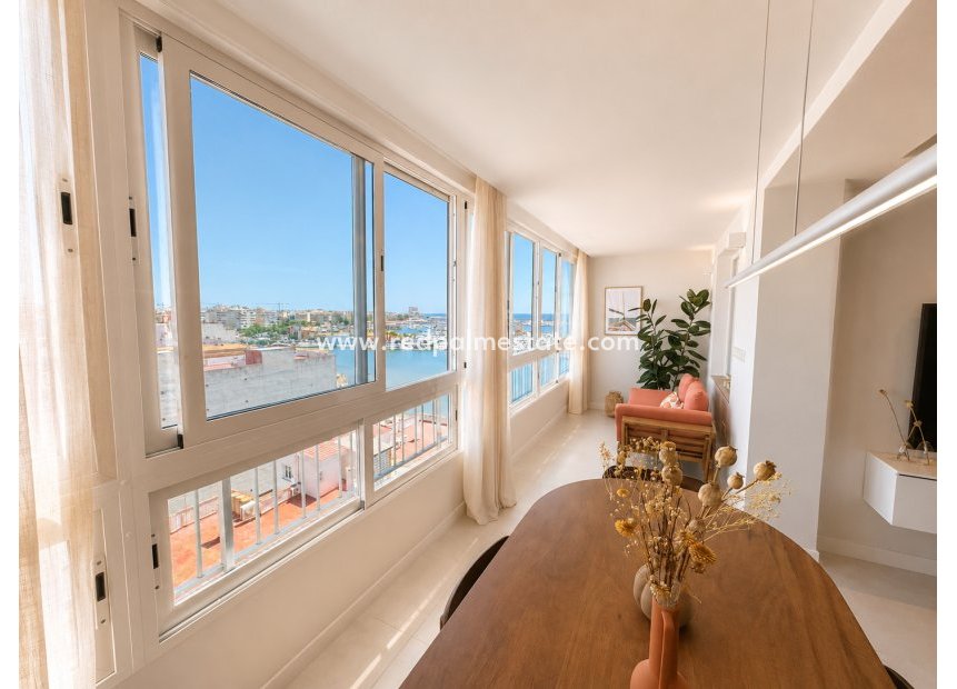 Resale - Apartment -
Torrevieja - El Acequión - Los Náufragos