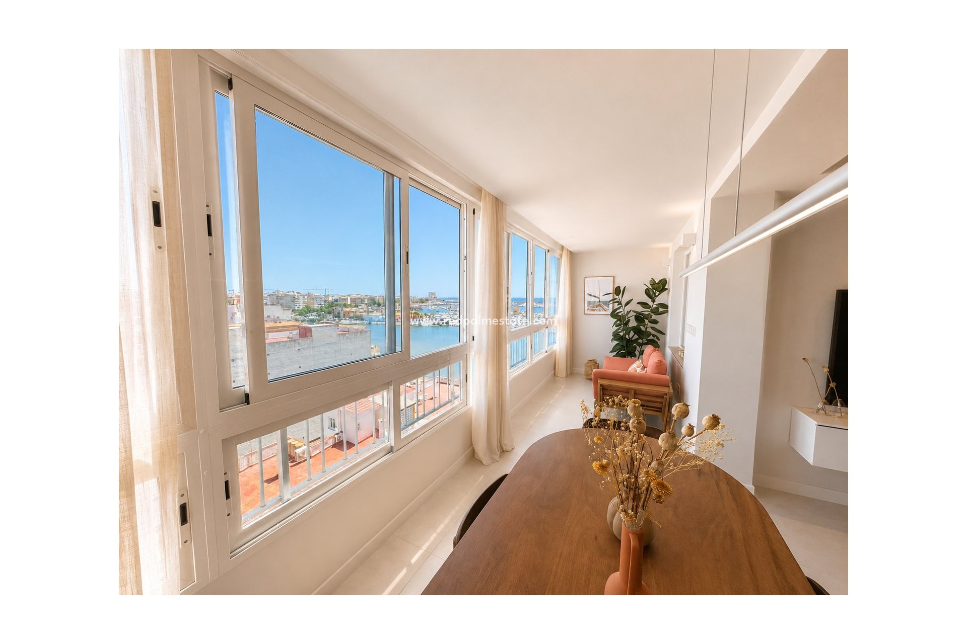 Resale - Apartment -
Torrevieja - El Acequión - Los Náufragos