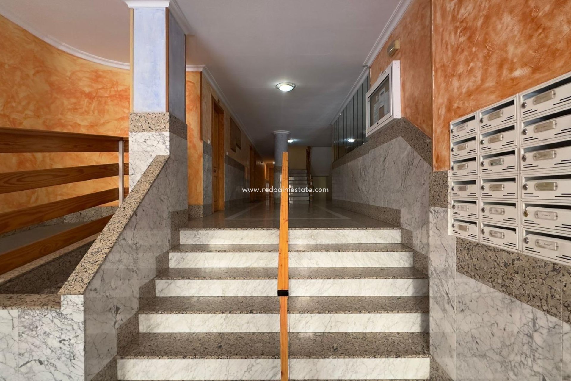 Resale - Apartment -
Torrevieja - El Acequión - Los Náufragos