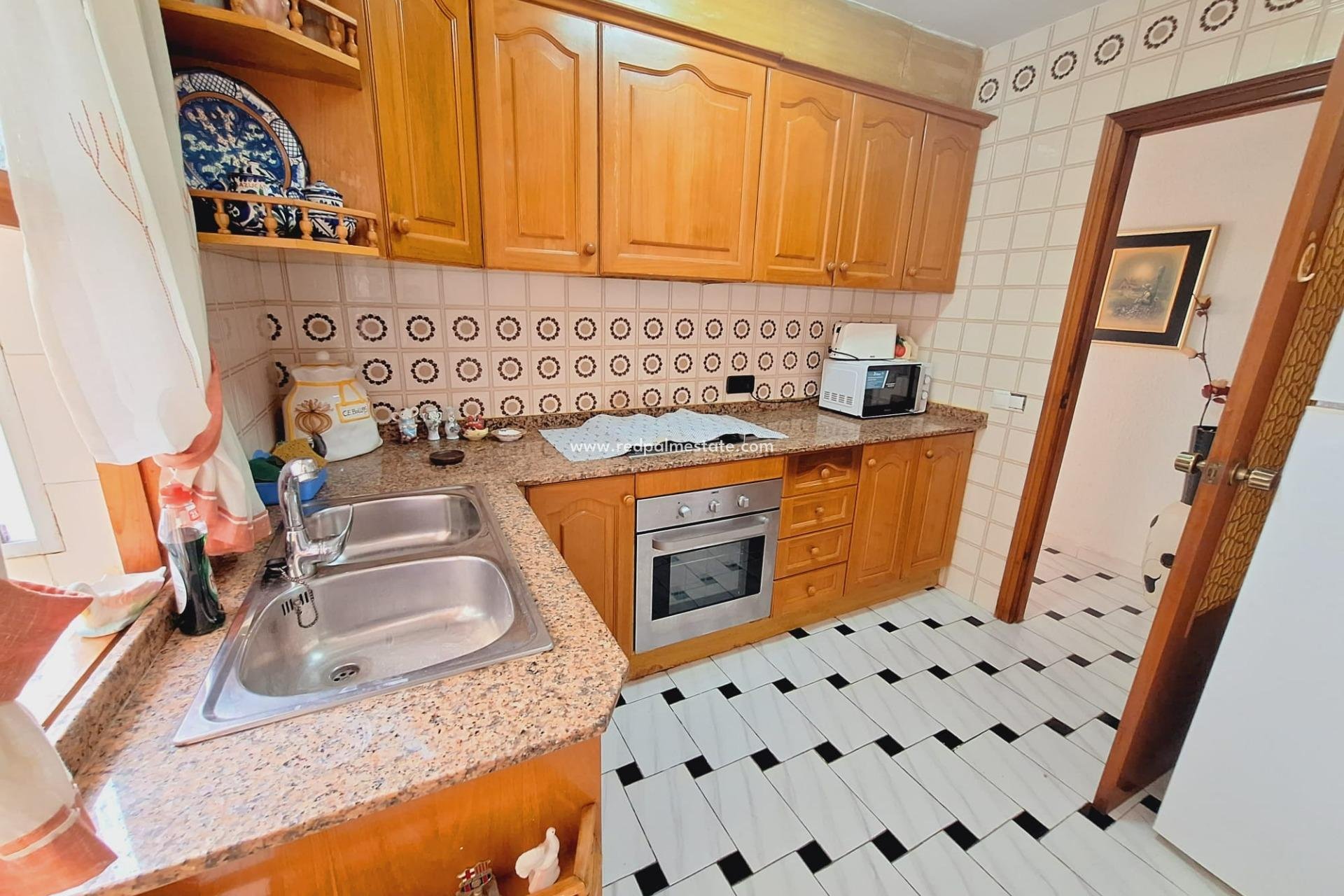 Resale - Apartment -
Torrevieja - El Acequión - Los Náufragos