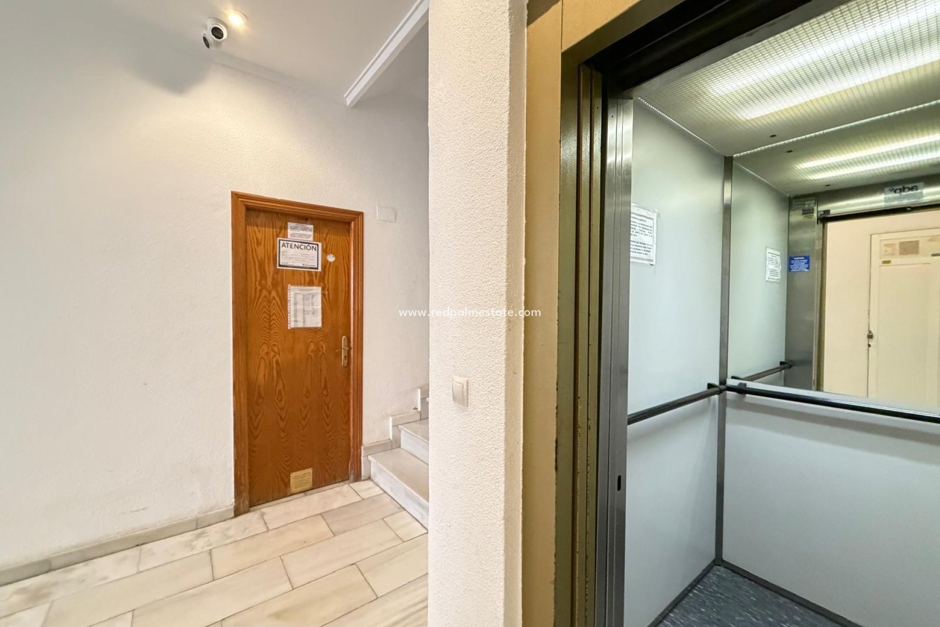 Resale - Apartment -
Torrevieja - El Acequión - Los Náufragos