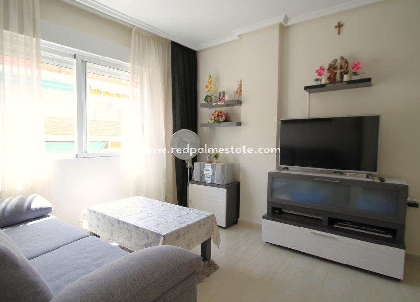 Resale - Apartment -
Torrevieja - El molino