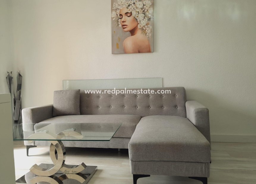 Resale - Apartment -
Torrevieja - El molino