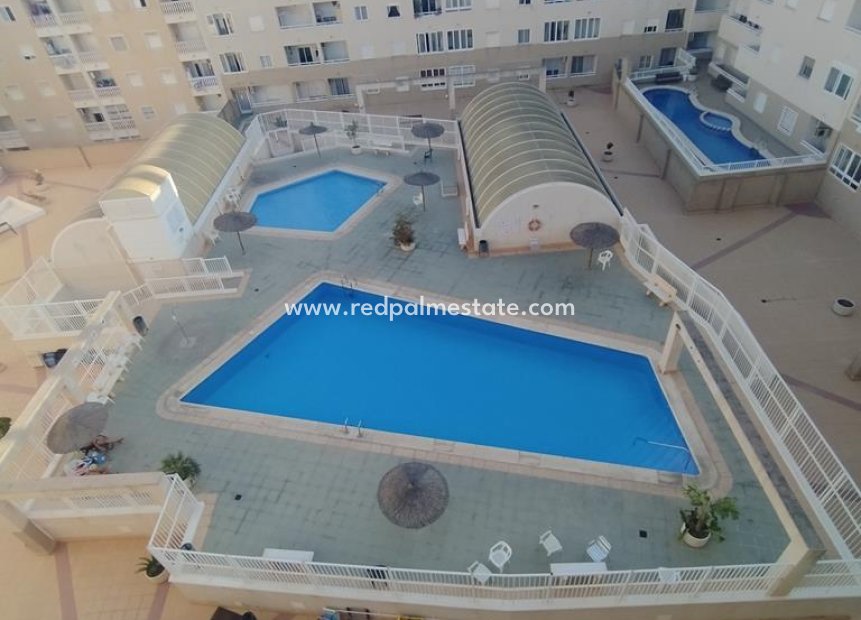 Resale - Apartment -
Torrevieja - El molino