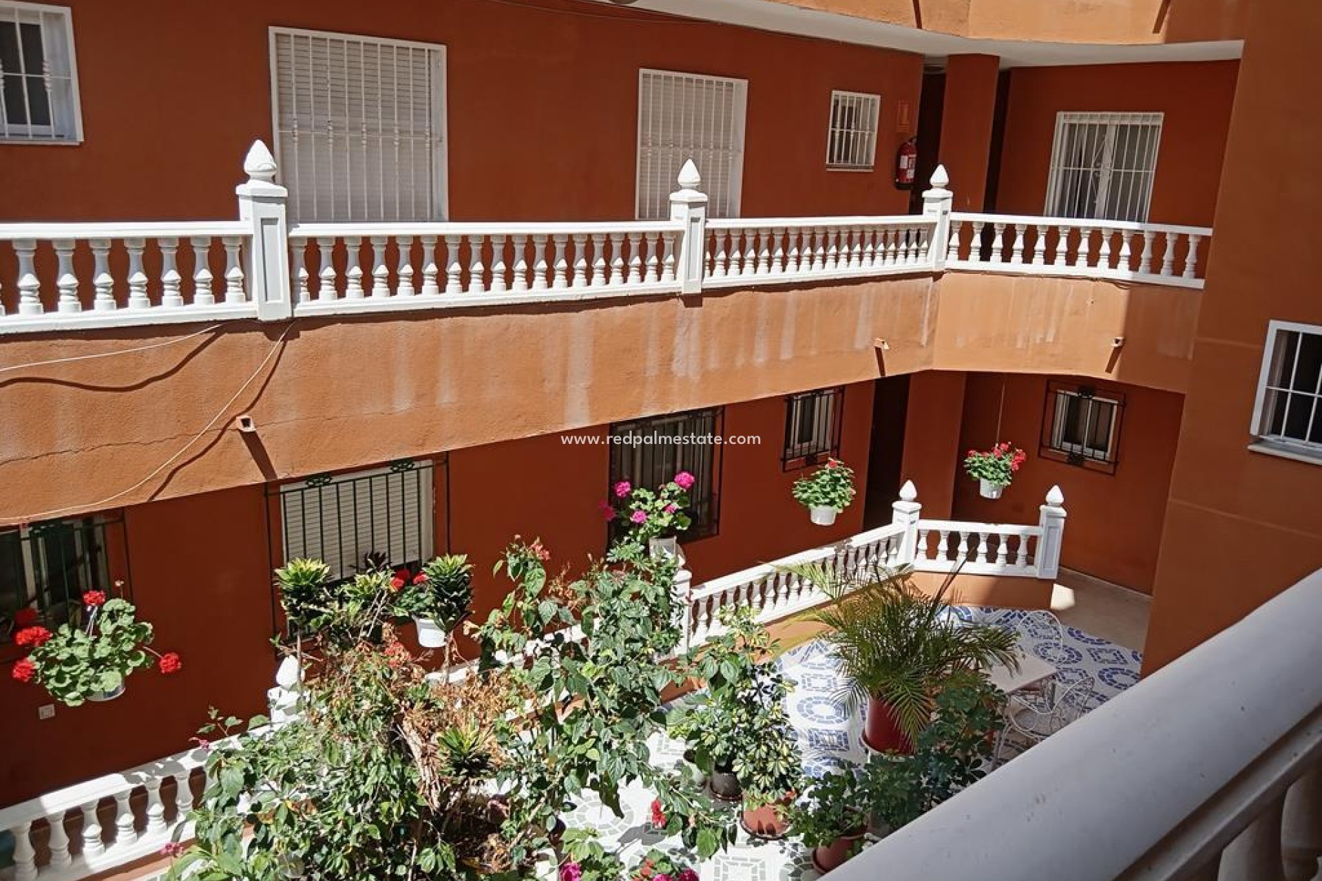 Resale - Apartment -
Torrevieja - El molino