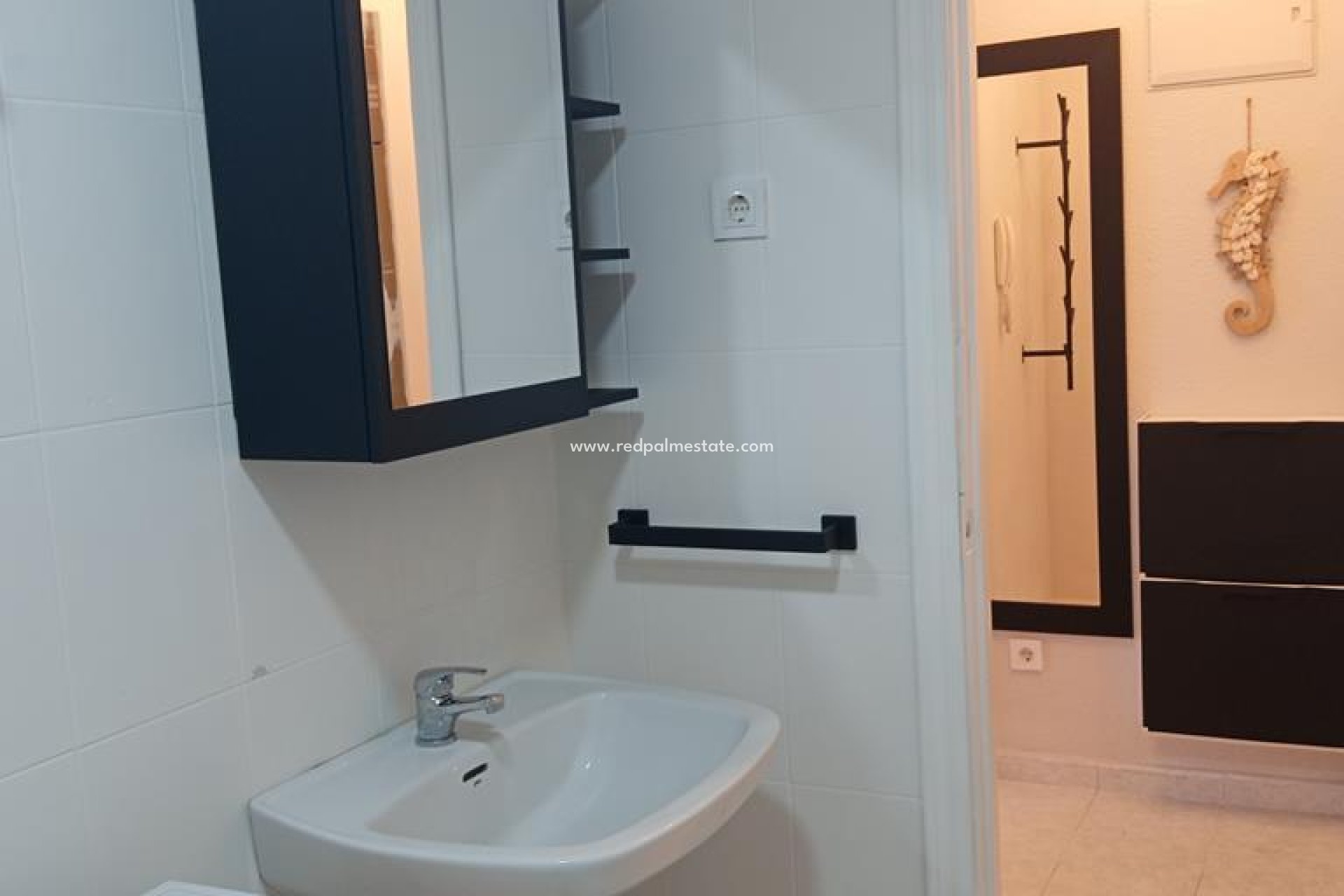 Resale - Apartment -
Torrevieja - El molino