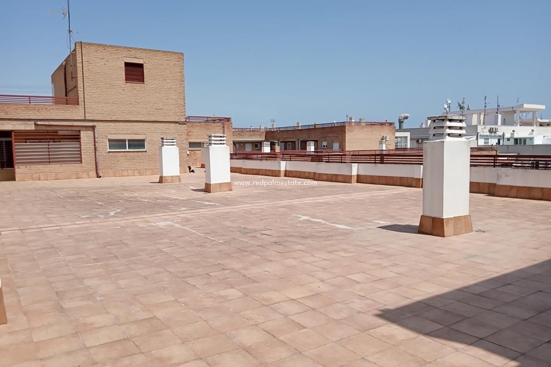 Resale - Apartment -
Torrevieja - El molino