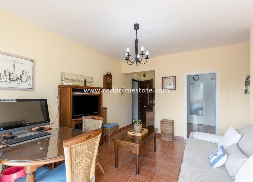 Resale - Apartment -
Torrevieja - Estacion de autobuses